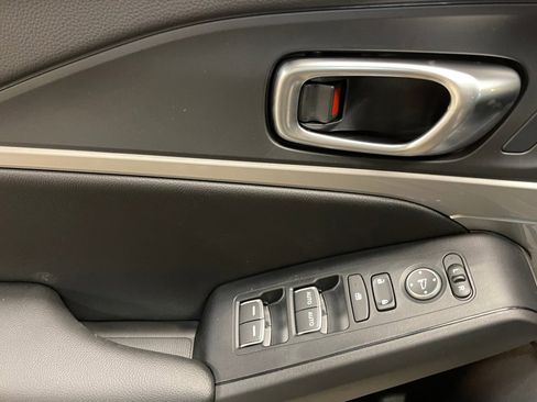 New 2025 Acura Integra image 29