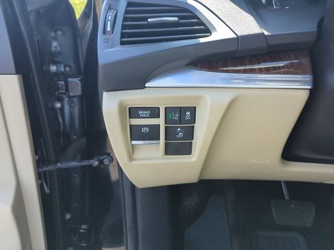 Used 2017 Acura MDX FWD image 19