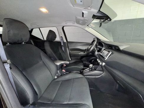 Used 2024 Nissan Kicks S FWD image 12