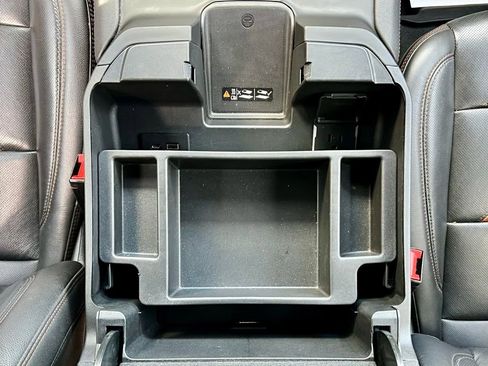 Used 2022 GMC Sierra 1500 AT4 w/ AT4 Premium Package image 42