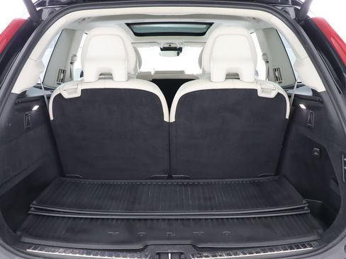 Used 2021 Volvo XC90 T8 Inscription w/ Lounge Package AWD/4WD image 40