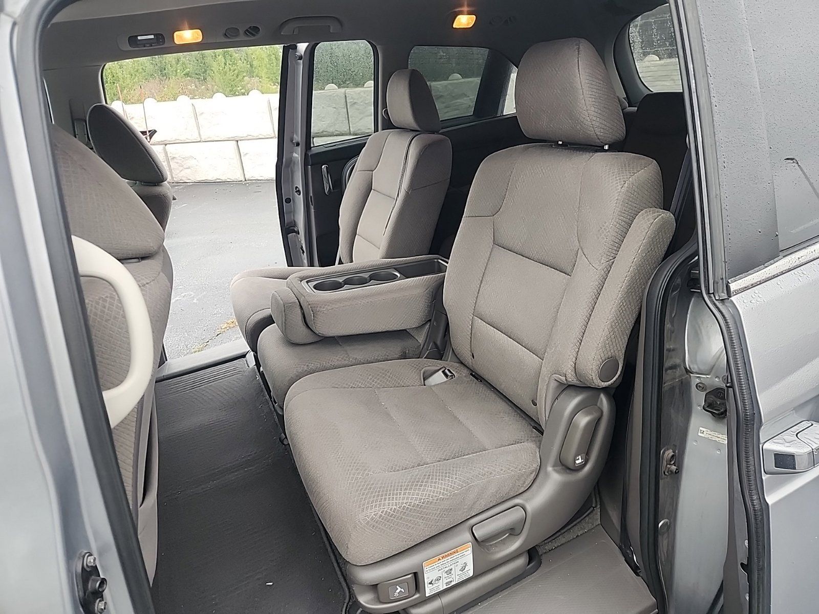 Used 2016 Honda Odyssey SE image 15