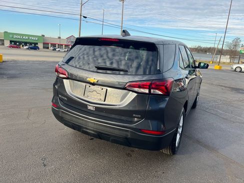 Used 2022 Chevrolet Equinox LS w/ LS Convenience Package image 5
