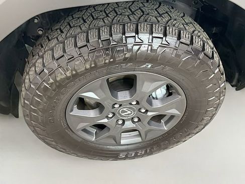 Used 2024 Lexus GX 550 image 33