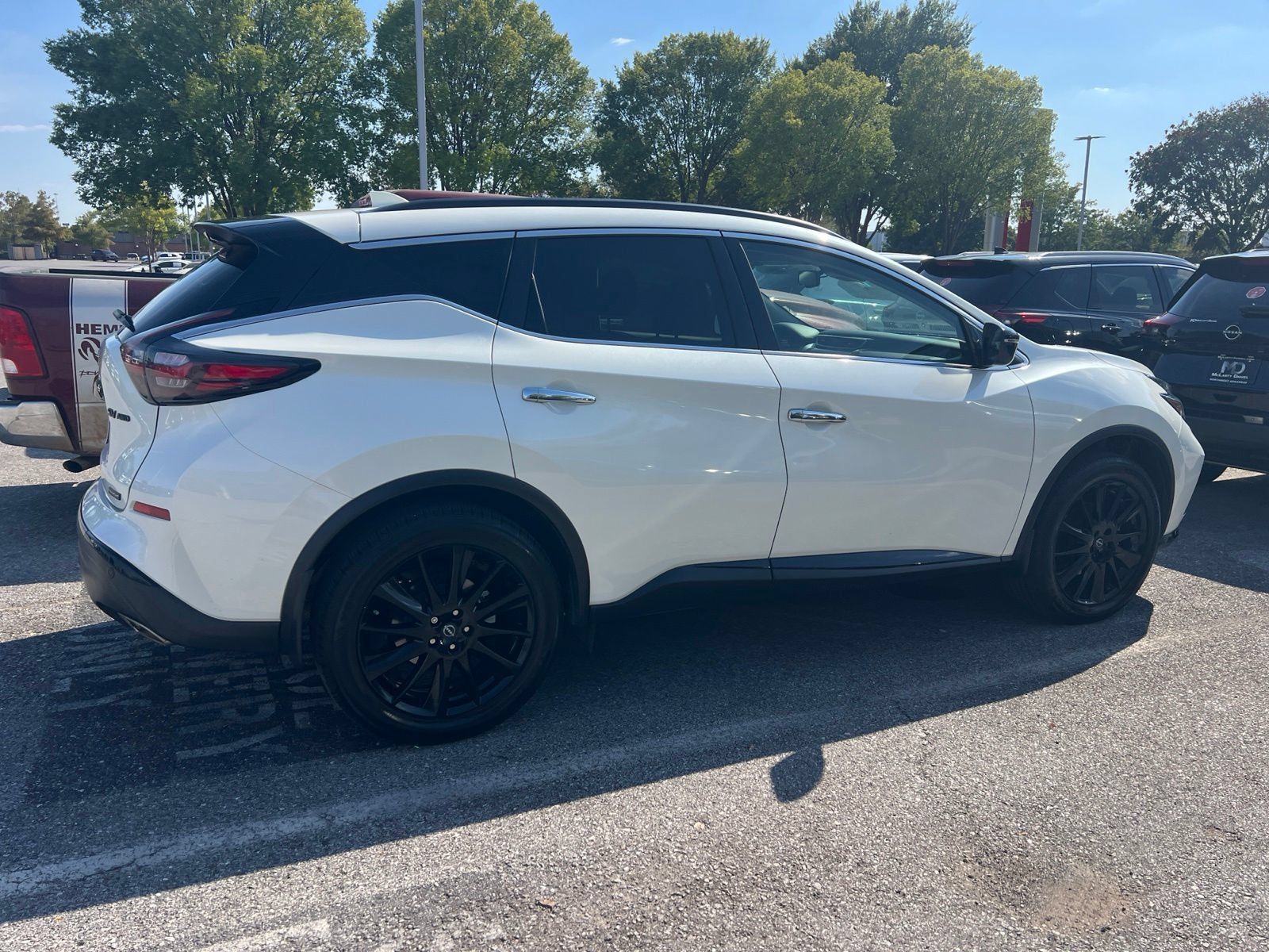 Used 2023 Nissan Murano SV w/ SV Midnight Edition Package AWD/4WD image 6