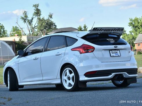 Used 2015 Ford Focus ST w/ Equipment Group 402A FWD image 7