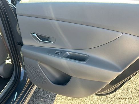 New 2025 Hyundai Elantra Sport image 16