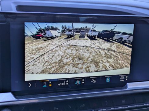 Used 2022 Chevrolet Silverado 1500 LTZ w/ LTZ Premium Package AWD/4WD image 27