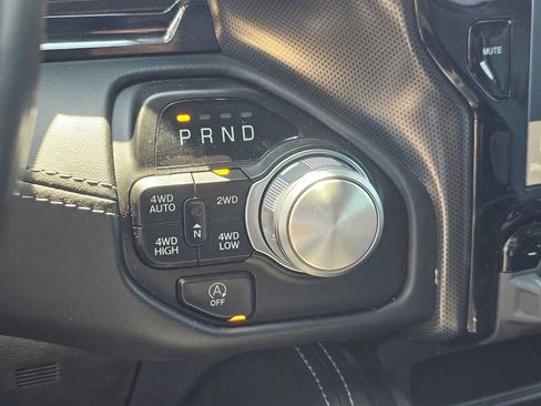 Used 2023 RAM 1500 Limited AWD/4WD image 30