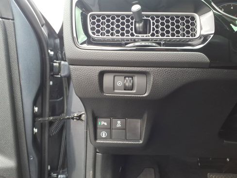 Certified 2024 Honda Civic Touring image 12