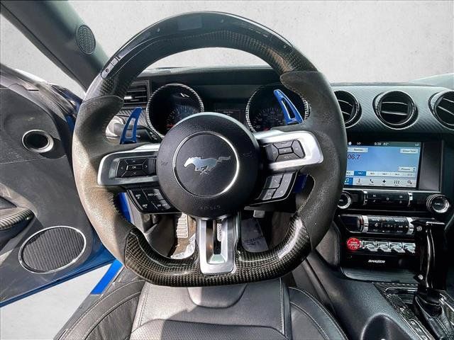 Used 2017 Ford Mustang GT Premium w/ Black Accent Package RWD image 7
