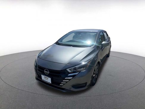 Used 2025 Nissan Versa SV FWD image 7