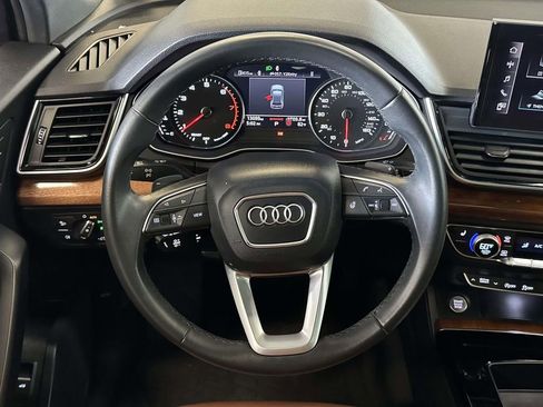 Used 2023 Audi Q5 2.0T Premium w/ Convenience Package AWD/4WD image 17
