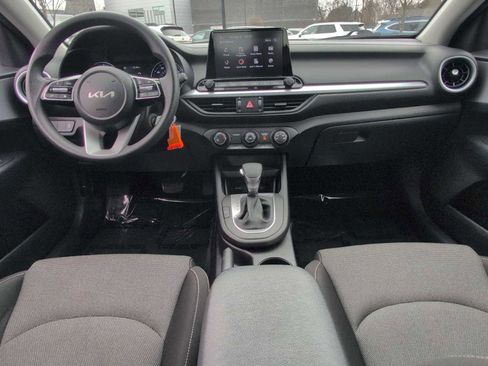 Used 2024 Kia Forte LXS image 16