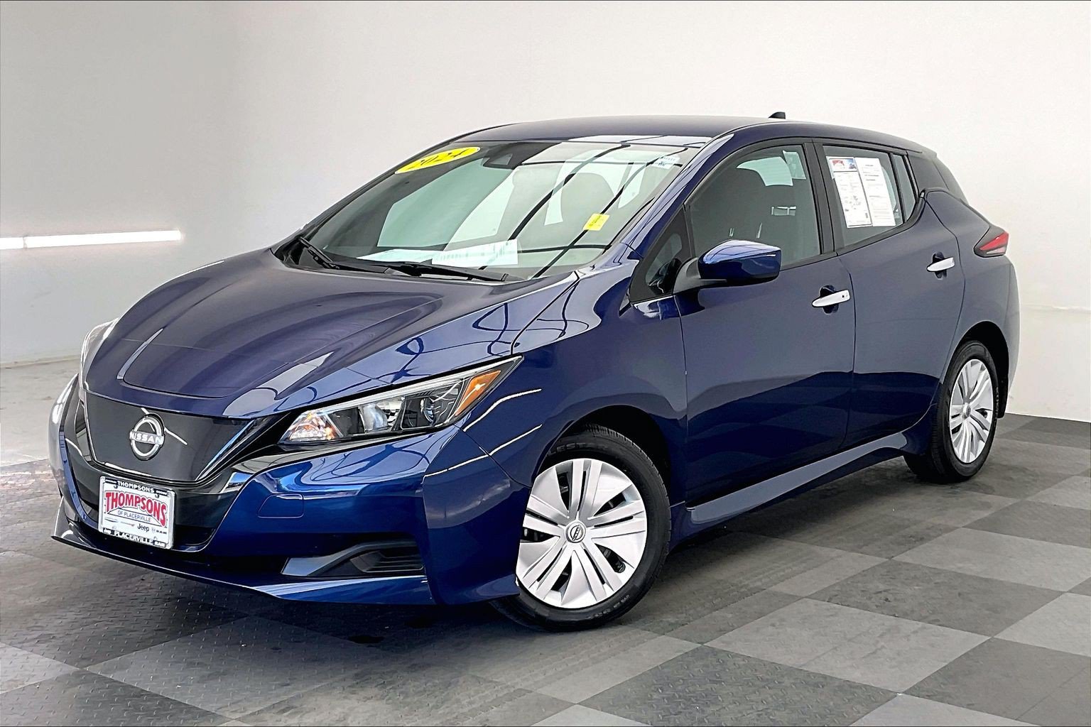 Used 2024 Nissan Leaf S FWD image 12