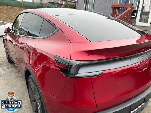 Used 2026 Tesla Model Y 2WD image 91