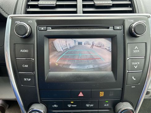 Used 2017 Toyota Camry LE image 15