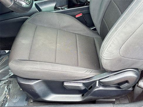 Used 2017 Ford Mustang Coupe image 19