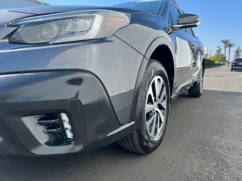 Certified 2022 Subaru Outback Premium image 9