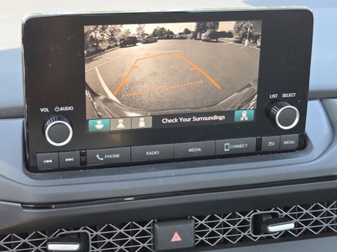 Used 2024 Honda Accord EX image 11