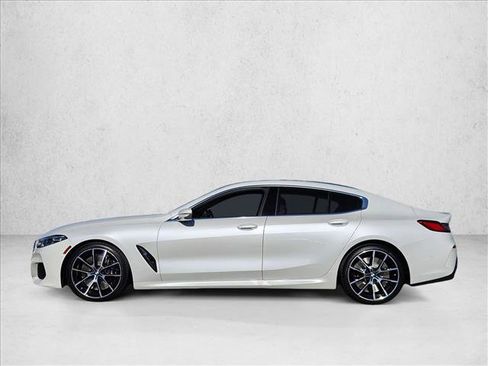 Used 2022 BMW M850i Gran Coupe xDrive image 9