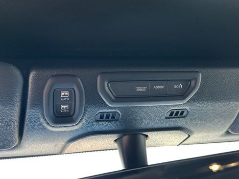 Used 2023 Jeep Wrangler Unlimited Sahara w/ Cold Weather Group image 26