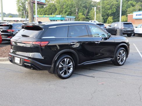 Used 2023 INFINITI QX60 Luxe AWD/4WD image 10
