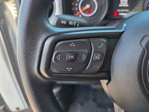 Used 2025 Jeep Gladiator Sport AWD/4WD image 25