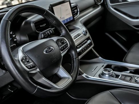 Used 2023 Ford Explorer XLT w/ Equipment Group 202A image 17