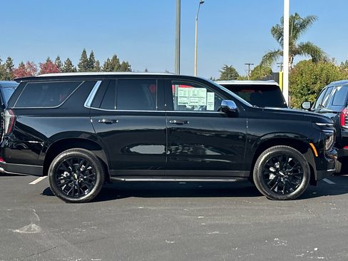 New 2026 Chevrolet Tahoe Premier image 3