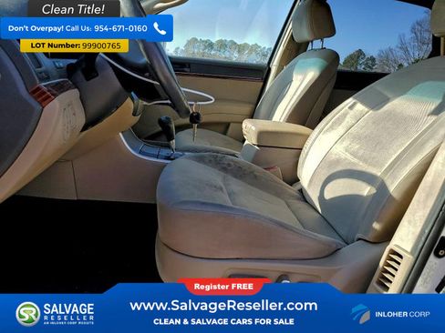 Used 2010 Hyundai Veracruz GLS image 9