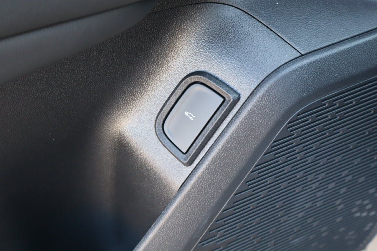 Used 2027 GMC Terrain Elevation w/ Elevation Premium Package FWD image 22