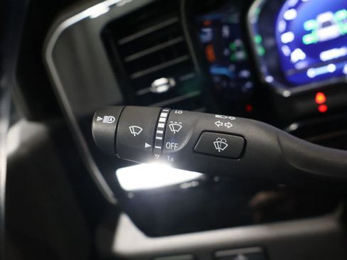 Used 2023 Chevrolet Silverado 1500 LT image 34