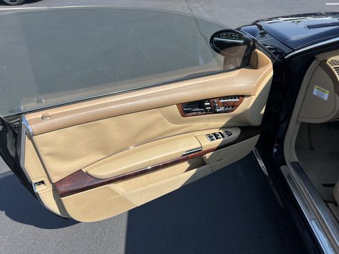 Used 2009 Mercedes-Benz CL 550 4MATIC image 14