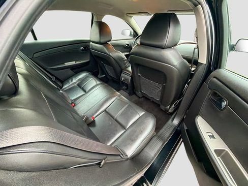 Used 2010 Chevrolet Malibu LTZ image 23