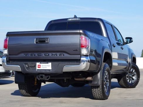 Certified 2023 Toyota Tacoma TRD Off-Road image 6