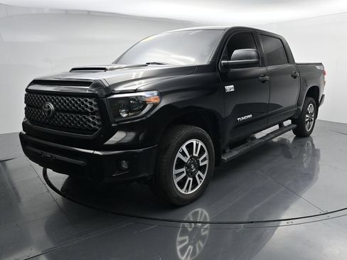 Used 2020 Toyota Tundra SR5 w/ TRD Sport Plus Package AWD/4WD image 4