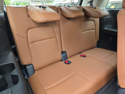 New 2026 Nissan Pathfinder Platinum FWD image 20
