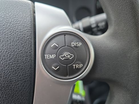 Used 2015 Toyota Prius C Two image 18