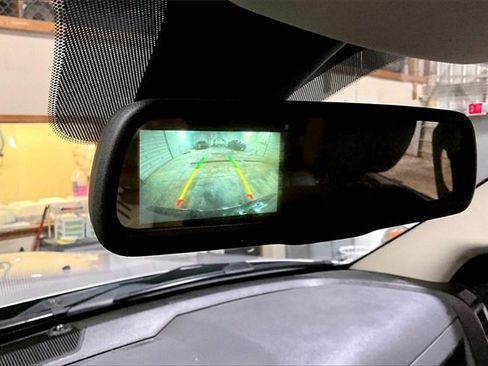 Used 2014 RAM 2500 Tradesman w/ Chrome Appearance Group image 25