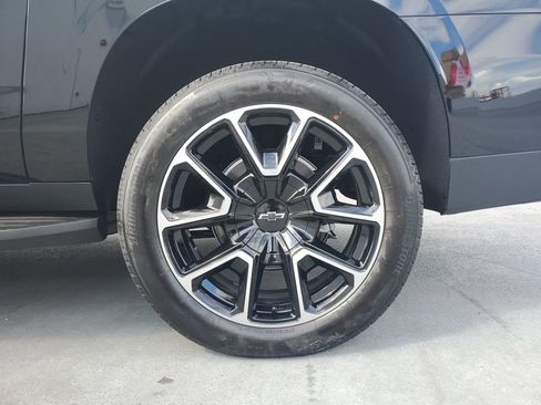 New 2026 Chevrolet Suburban RST w/ Comfort Package RWD image 6
