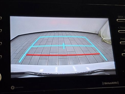 Used 2024 Toyota Camry LE image 5