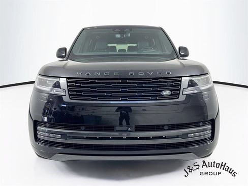 Used 2024 Land Rover Range Rover Long Wheelbase SE AWD/4WD image 2