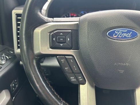 Used 2021 Ford F350 Platinum w/ FX4 Off-Road Package image 15