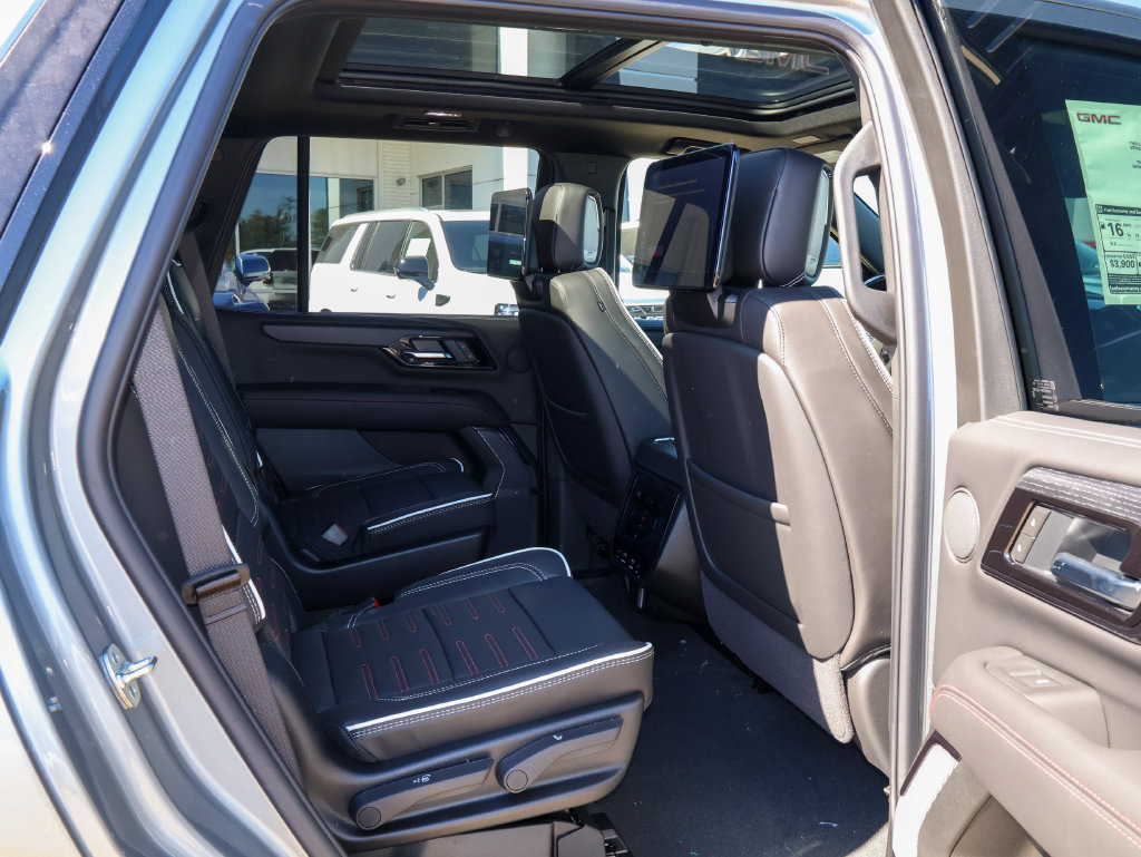New 2026 GMC Yukon AT4 Ultimate AWD/4WD image 42