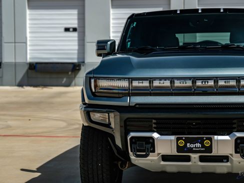 Used 2024 GMC Hummer EV 3X image 29