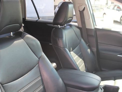 Certified 2023 Toyota RAV4 XLE Premium AWD/4WD image 25