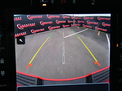 Used 2024 RAM 2500 Big Horn w/ Night Edition image 19