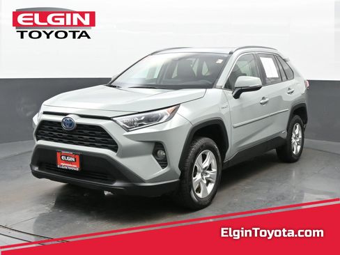 Used 2021 Toyota RAV4 XLE w/ Convenience Package image 1