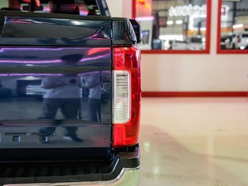 Used 2017 Ford F250 Lariat RWD image 42